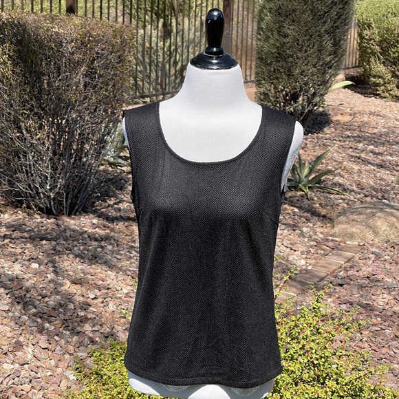 OBSTINEE BY IKA TOP - Picture 1 of 3